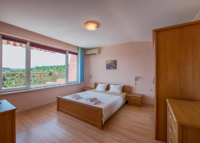 Διαμέρισμα Private *